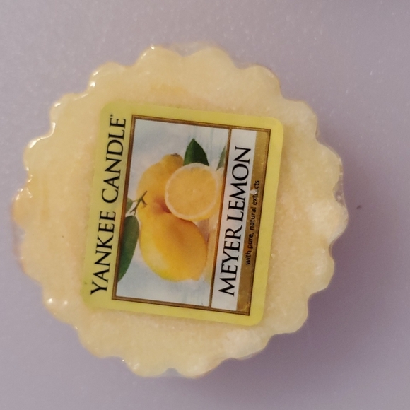 Lot of 4 Yankee Candle wax tarts Meyer Lemon Lavender Mango Peach Salsa H Melon - Picture 5 of 6
